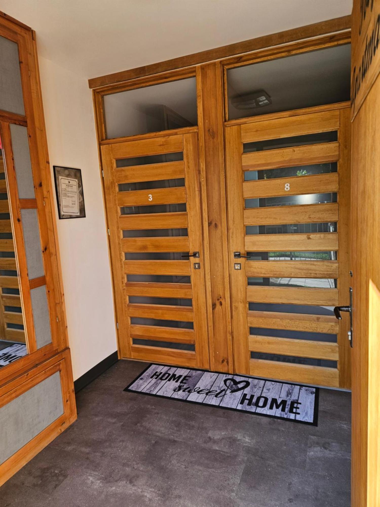 Toelgyes Apartmanhaz Σέγκεντ Εξωτερικό φωτογραφία